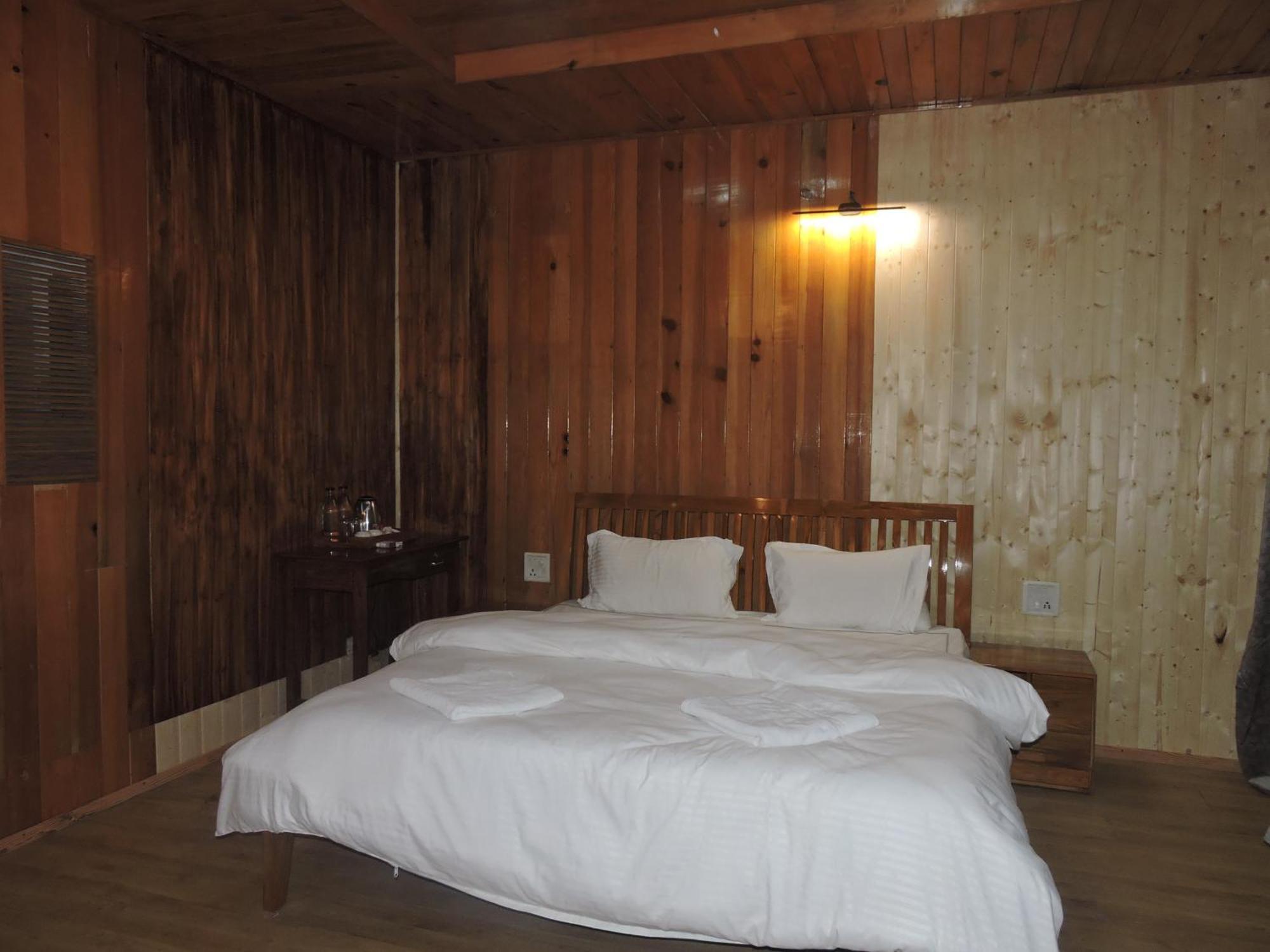 The Manora Woods - Private Hill Top, Gethiya, Nainital Room photo