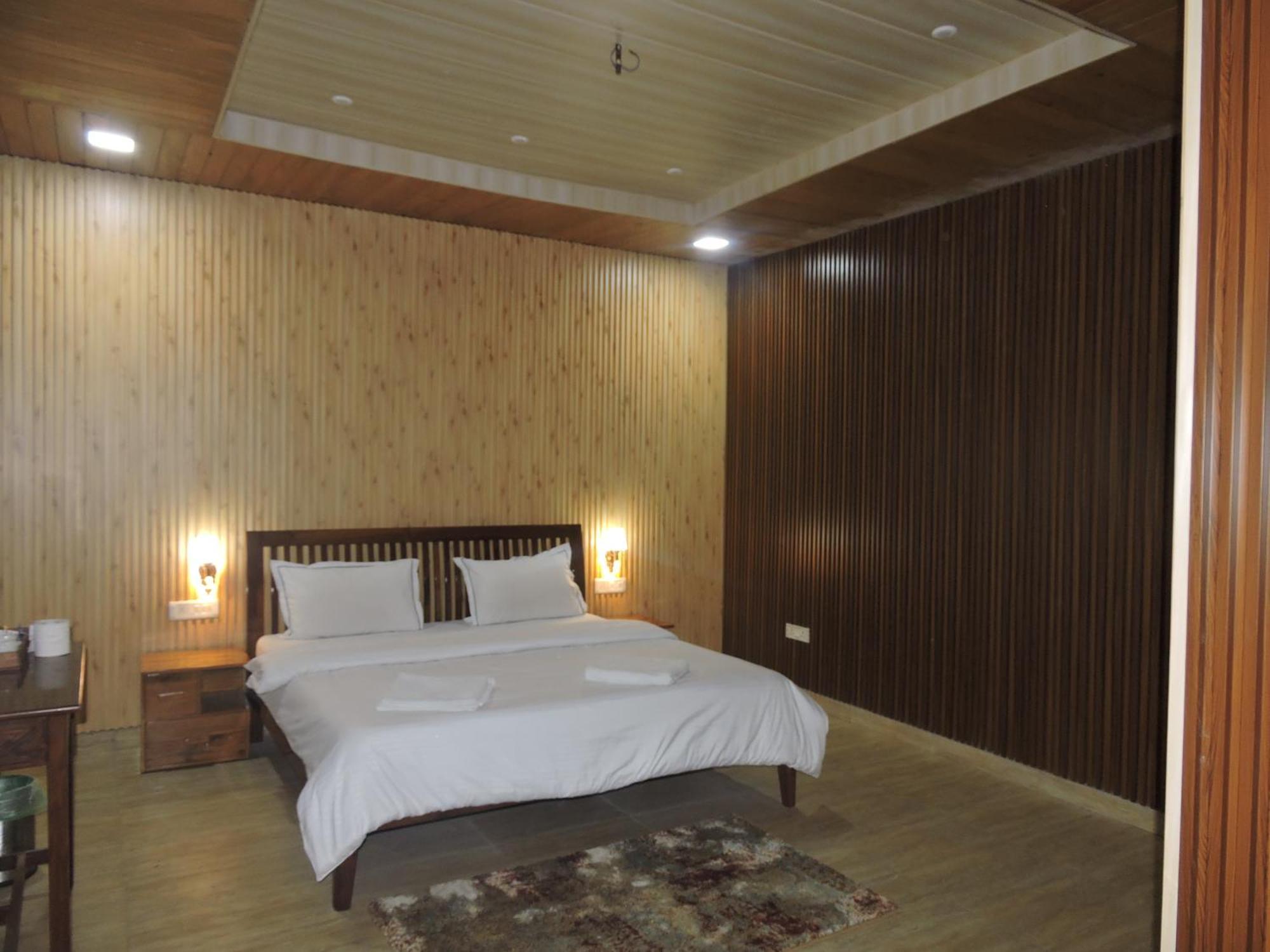 The Manora Woods - Private Hill Top, Gethiya, Nainital Room photo